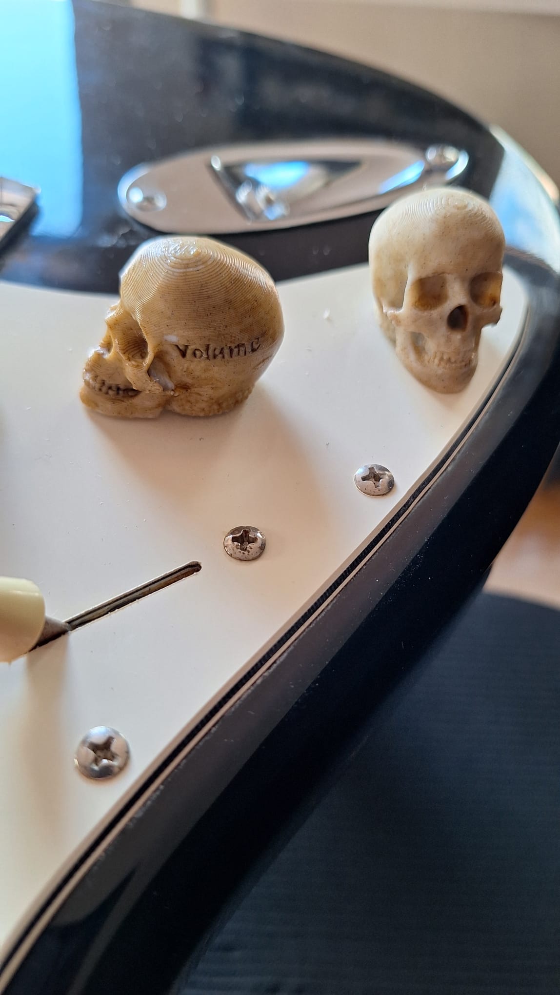 Guitar Volume & Tone Knob set of 3 (skull)